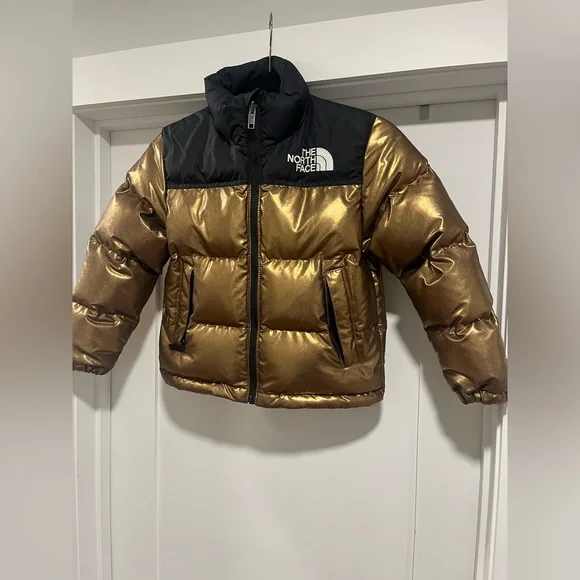 The North Face Kids' 1996 Retro Nuptse Jacket in metallic copper. Size: Kids 7/8 - Picture 2 of 6